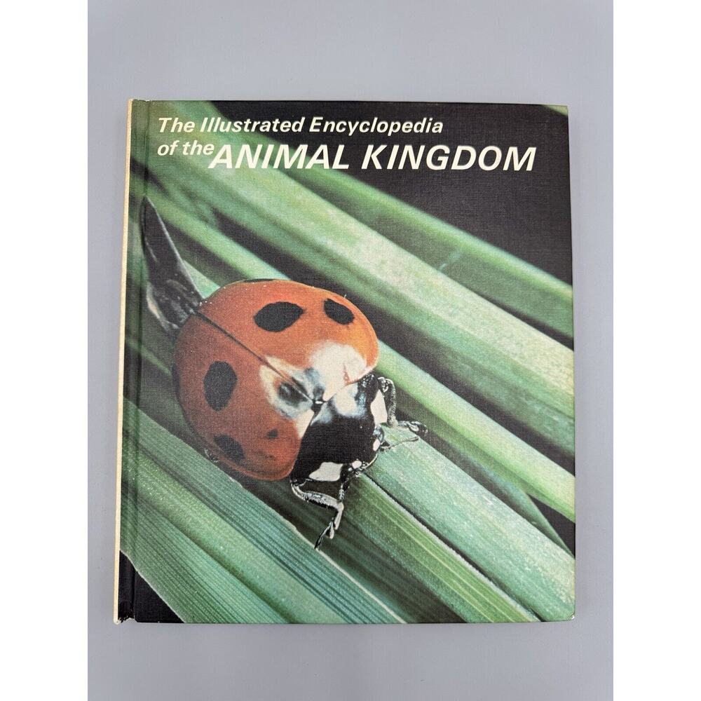 Vintage 1971 The Illustrated Encyclopedia of the Animal Kingdom Volume 15 READ